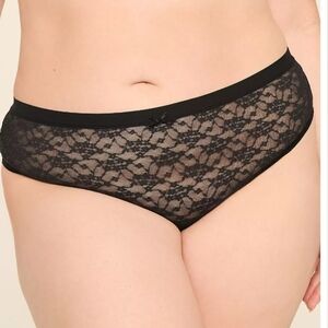 Cacique 18/20 Lace Thong